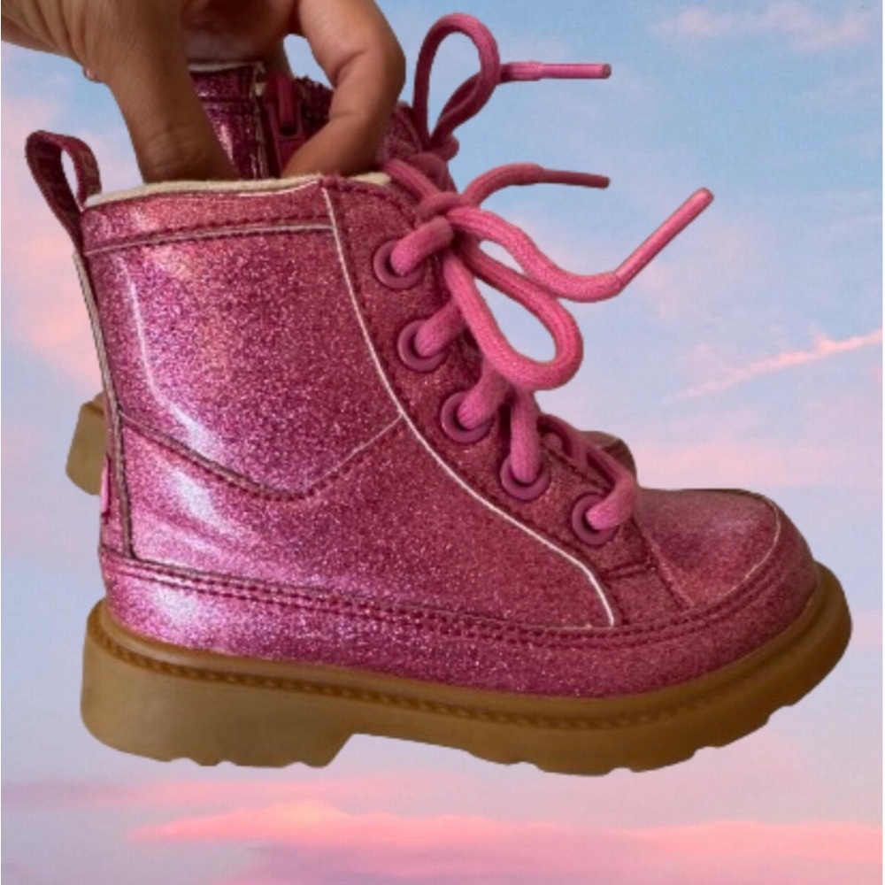 UGG Robley Glitter Boots size 8 toddler